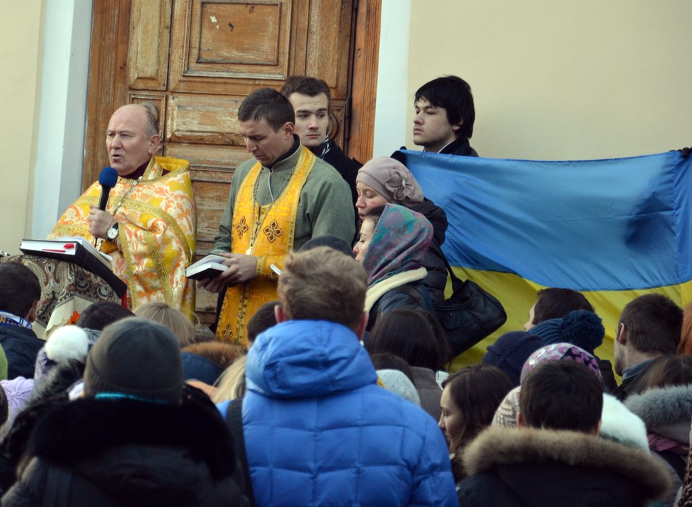 Острожская академия, молитва за Украину