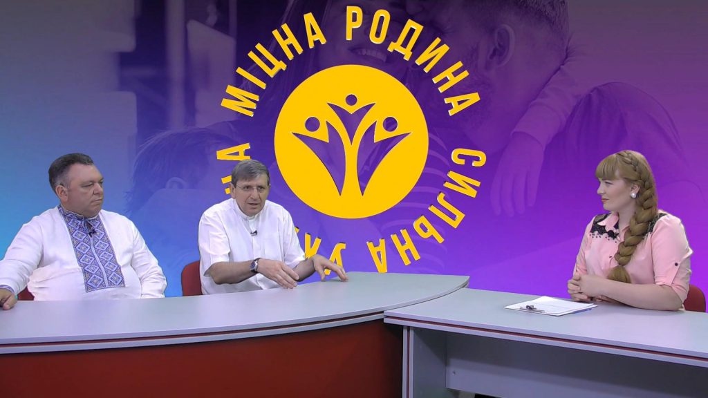 Черкащани взяли участь у всеукраїнському телемарафоні до дня родини