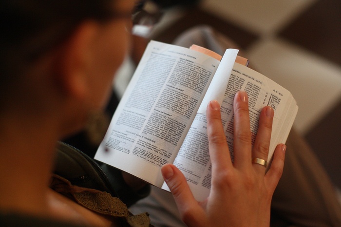22 Вірші з Біблії про навчання і освіту