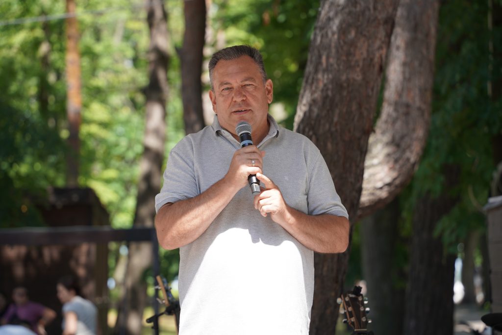 Понад дві тисячі черкасців об’єднав благодійний Фестиваль сім’ї: для військових зібрали кошти на автономні обігрівачі