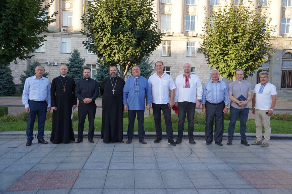 За перемогу, мир і свободу: у Черкасах пройшло молитовне віче до Дня Незалежності